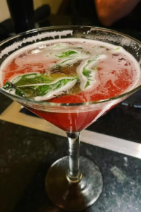 Basil Grapefruit Spritzer#simplyfondue #basilgrapefruit #vodka #drinks #bayareaeats #bayareafoodies #fakefoodie #foodie Basil Grapefruit Spritzer Recipe