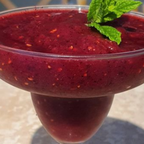 #frozenberrymargarita #jamieoliver #tgif #cocktail #berries #margarita #frozenmargarita #thermomix #thermomixfrance #alamaisonavecthermomix #weekend